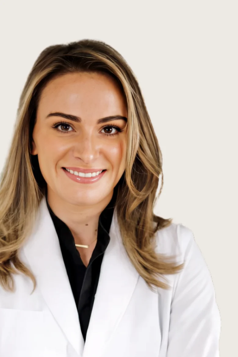 Portrait of Dr. Julia Schwartz, MD